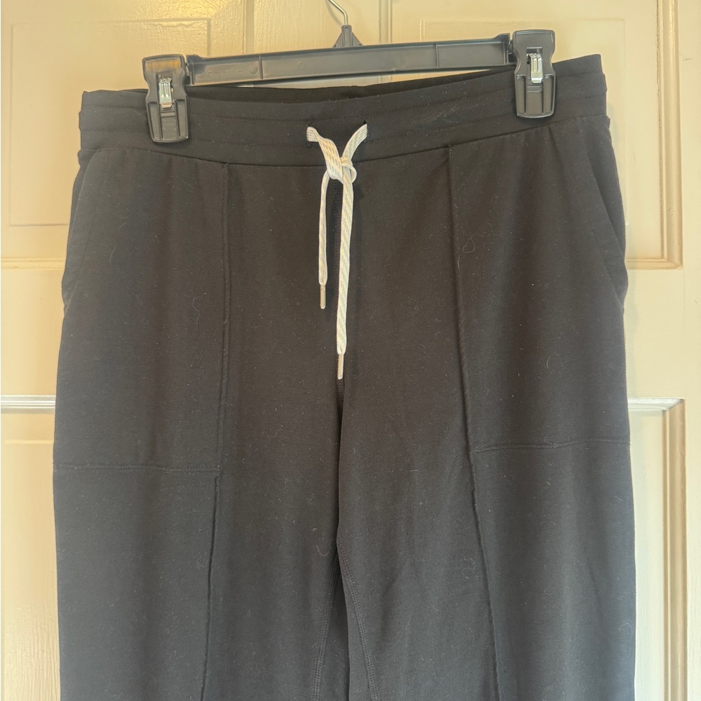 Vuori Women’s Black Performance Pants Drawstring Athletic Lounge Size M - Picture 2 of 6